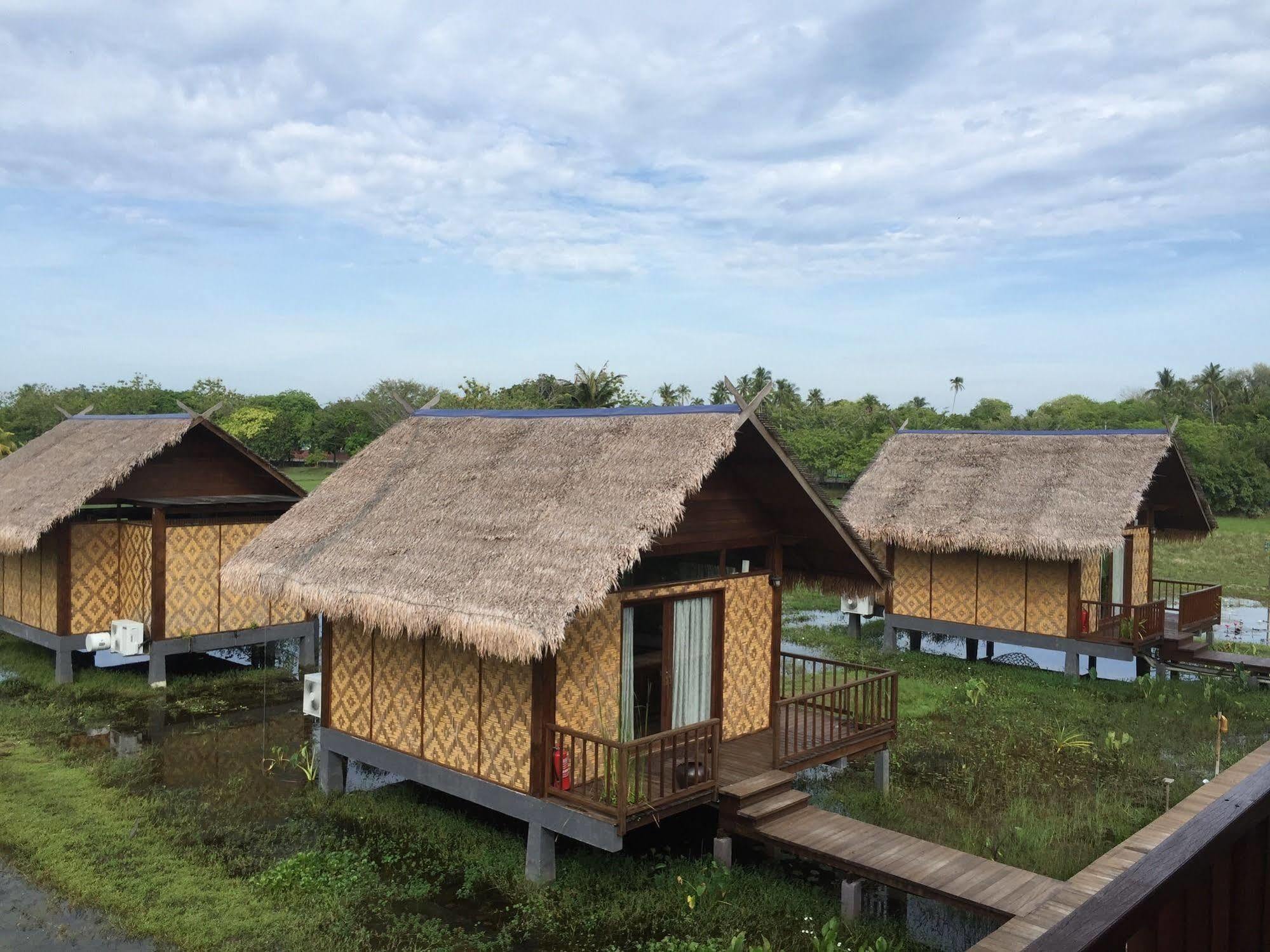 The Gemalai Village Pantai Cenang  Exterior photo